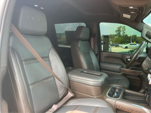 Used 2022 GMC Sierra 2500 Denali w/ Technology Package AWD/4WD image 26