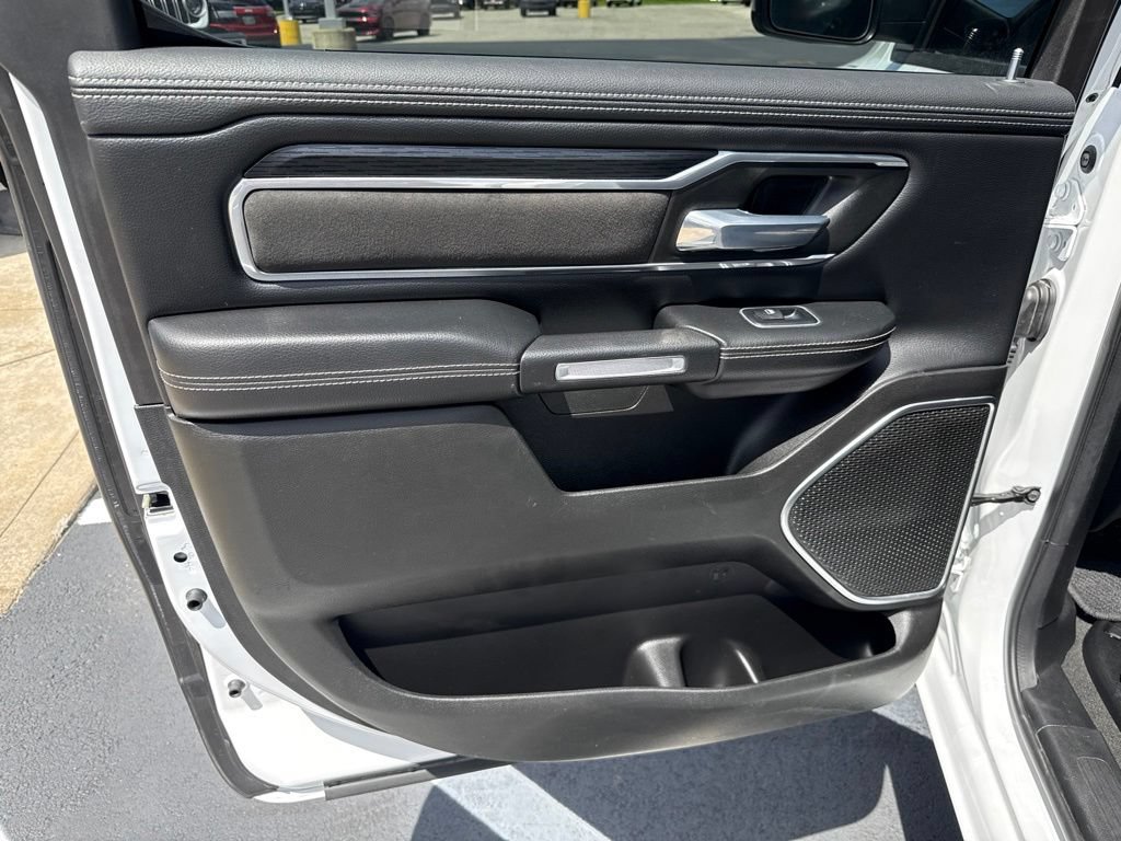 Used 2023 RAM 1500 Laramie AWD/4WD image 14