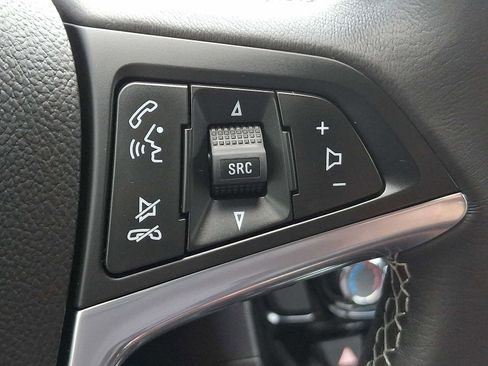 Used 2022 Buick Encore Preferred w/ Safety Package image 23