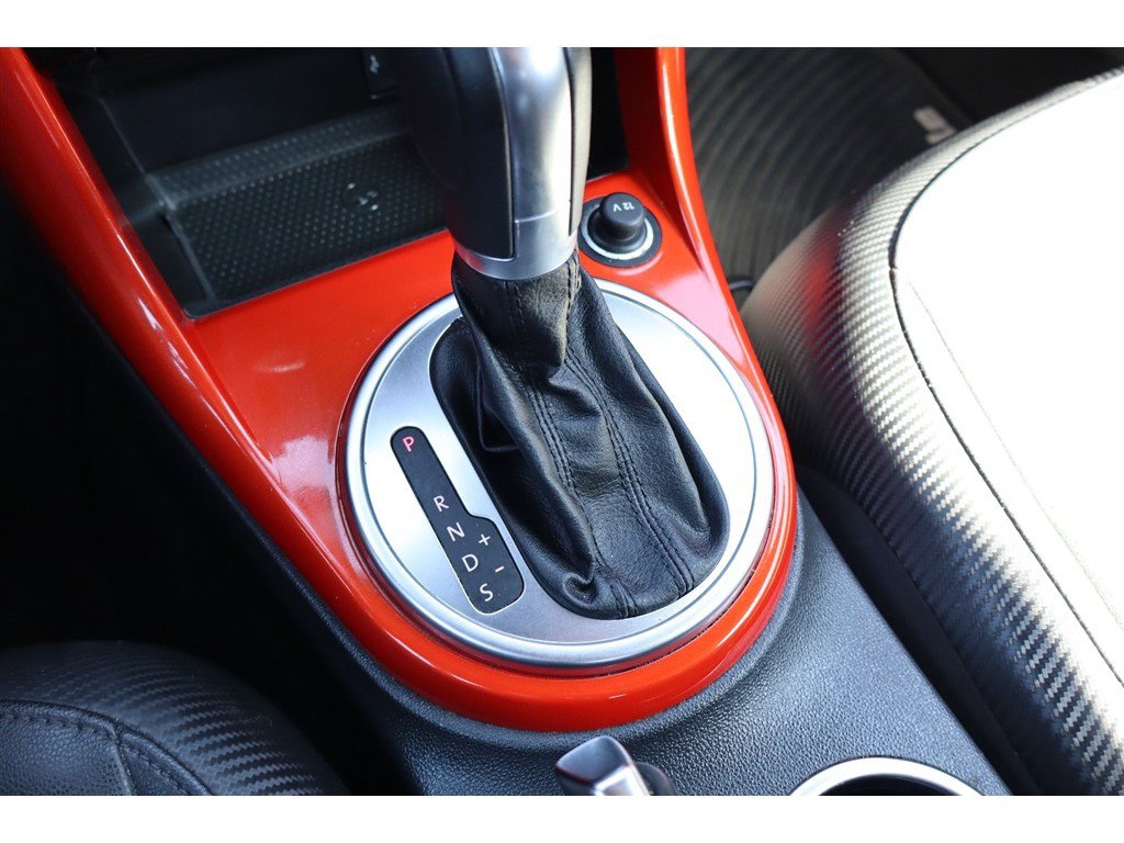 Used 2019 Volkswagen Beetle 2.0T FWD image 30