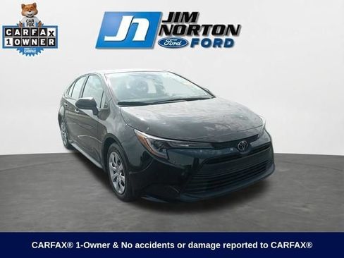 Used 2023 Toyota Corolla LE FWD image 1
