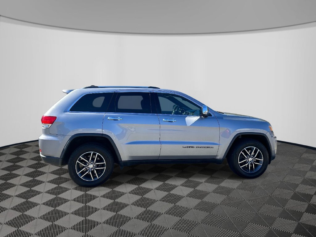 Used 2017 Jeep Grand Cherokee Limited AWD/4WD image 6