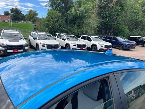 Used 2021 Toyota Prius LE FWD image 15