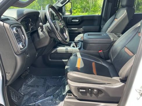 Used 2021 GMC Sierra 1500 AT4 w/ Technology Package AWD/4WD image 18