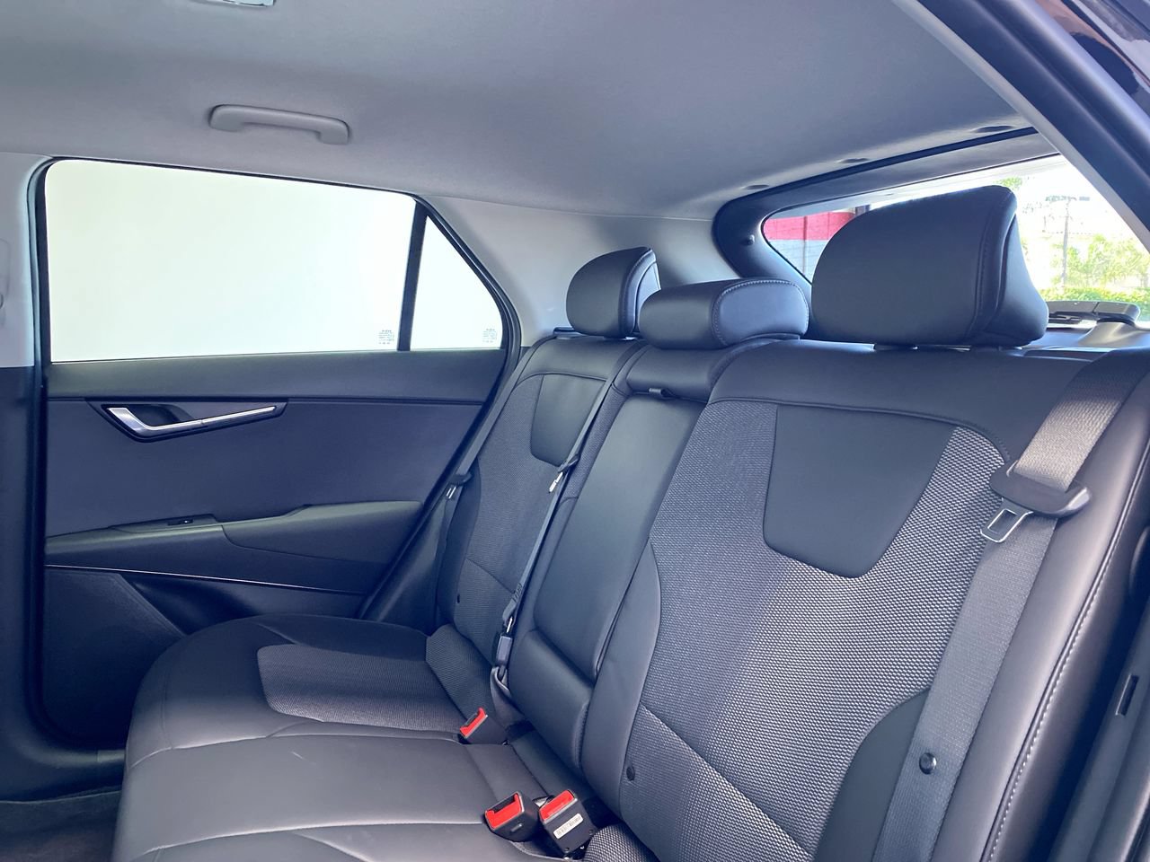 Certified 2024 Kia Niro Wind FWD image 33