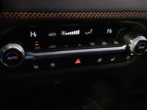 Used 2025 MAZDA CX-50 AWD 2.5 S w/ Weather Package image 31