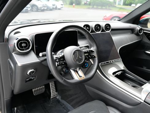 Used 2024 Mercedes-Benz GLC 43 AMG 4MATIC image 16