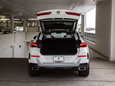 Certified 2023 BMW X6 xDrive40i w/ Premium Package image 22