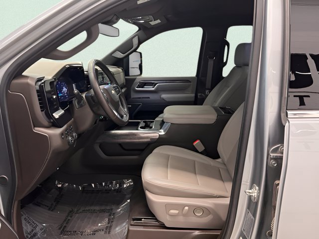 Certified 2025 Chevrolet Silverado 2500 LTZ w/ LTZ Convenience Package AWD/4WD image 19