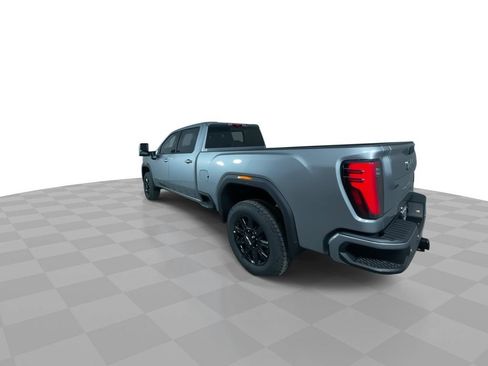 Used 2025 GMC Sierra 2500 AT4 w/ Technology Package AWD/4WD image 6