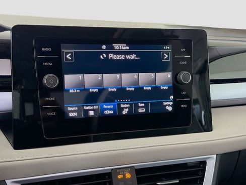 New 2026 Volkswagen Taos SE image 15