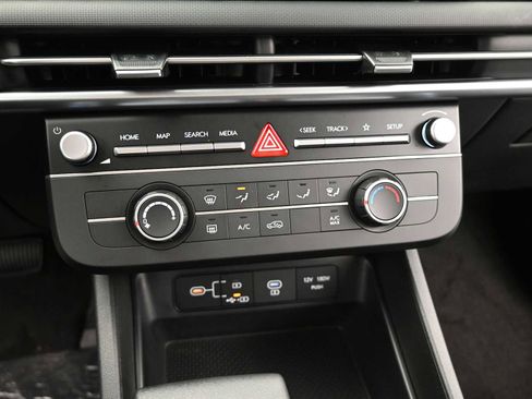 New 2026 Hyundai Tucson SE image 19