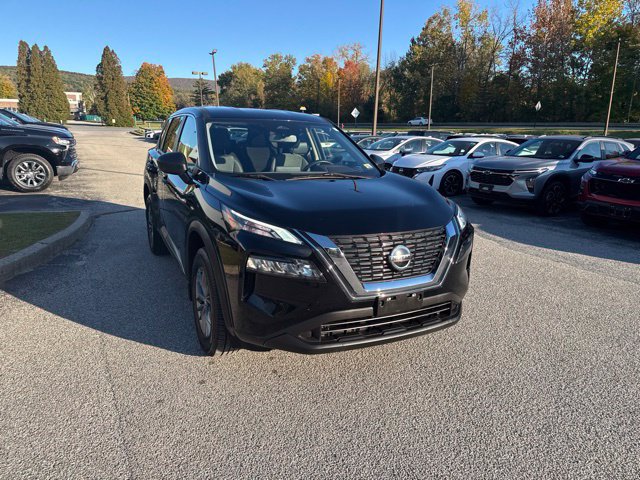 Used 2021 Nissan Rogue S AWD/4WD image 9