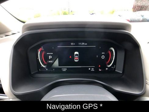 Certified 2025 Nissan Rogue SL w/ SL Premium Package AWD/4WD image 18