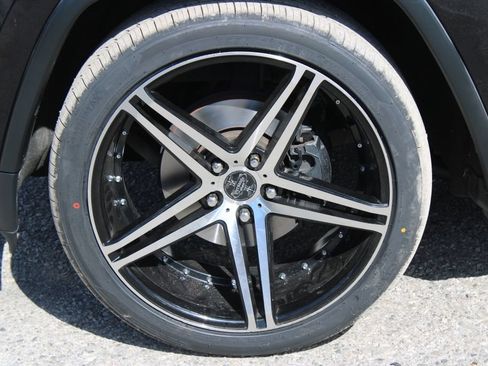 Used 2013 Jeep Grand Cherokee Limited w/ Luxury Group II RWD image 8