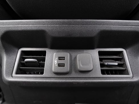Used 2021 Chevrolet Silverado 1500 RST AWD/4WD image 13
