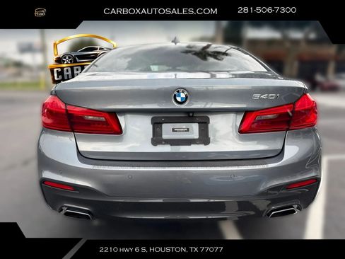Used 2019 BMW 540i w/ M Sport Package RWD image 4