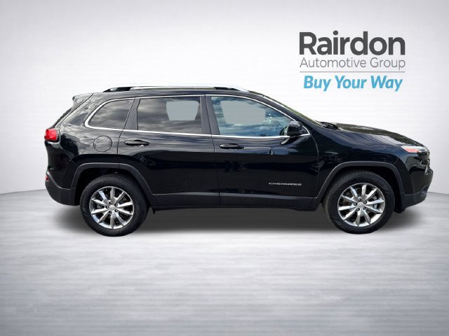 Used 2018 Jeep Cherokee Limited AWD/4WD image 6