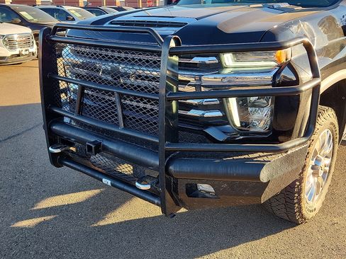 Used 2022 Chevrolet Silverado 2500 High Country w/ Safety Package II image 7