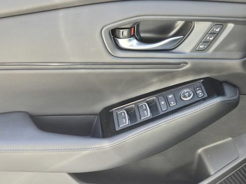 Used 2023 Honda Accord Touring image 28