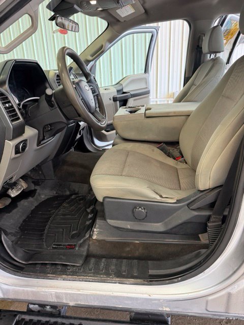 Used 2020 Ford F350 XL w/ STX Appearance Package AWD/4WD image 9