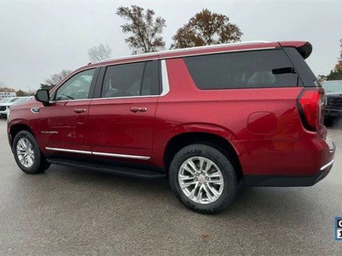 Used 2023 GMC Yukon XL SLT image 7