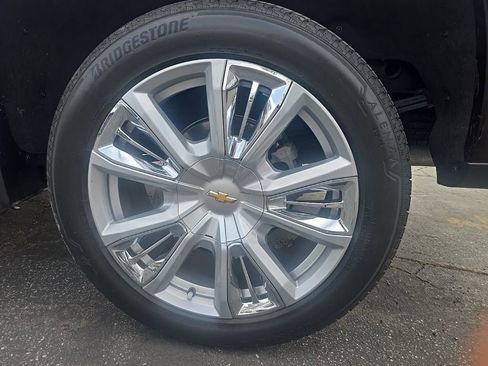 Used 2023 Chevrolet Silverado 1500 High Country image 6