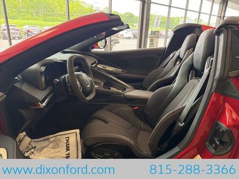 Used 2024 Chevrolet Corvette Stingray Convertible w/ 1LT RWD image 10