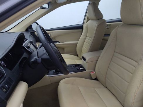 Used 2015 Toyota Camry XLE image 17