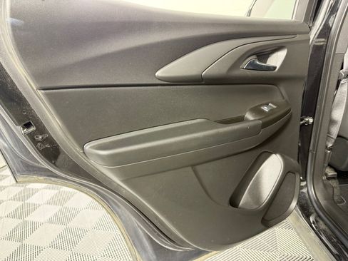 Used 2023 Chevrolet TrailBlazer RS w/ Convenience Package image 23