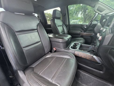 Used 2020 GMC Sierra 2500 Denali w/ Denali Ultimate Package AWD/4WD image 38