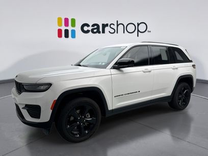Used 2024 Jeep Grand Cherokee Altitude