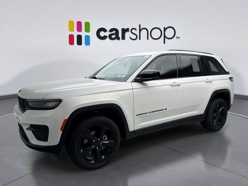 Used 2024 Jeep Grand Cherokee Altitude AWD/4WD image 1