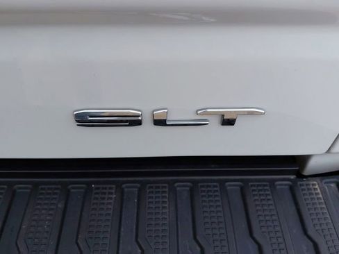 Used 2023 GMC Sierra 1500 SLT w/ SLT Premium Package AWD/4WD image 35
