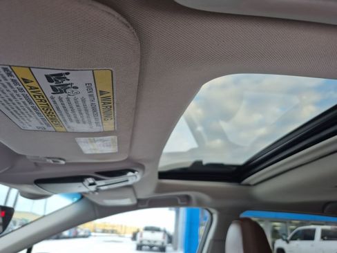 Used 2020 Subaru Outback Touring XT image 21