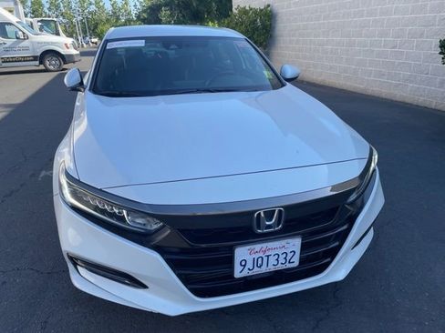 Used 2019 Honda Accord Sport image 2