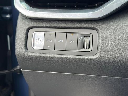 Used 2024 GMC Acadia Denali w/ Super Cruise Package image 14