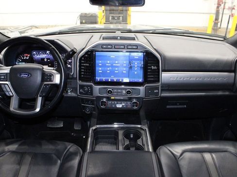 Used 2022 Ford F350 Platinum w/ FX4 Off-Road Package AWD/4WD image 13