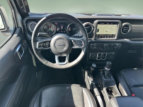 Used 2021 Jeep Wrangler Unlimited Sahara w/ Cold Weather Group AWD/4WD image 11