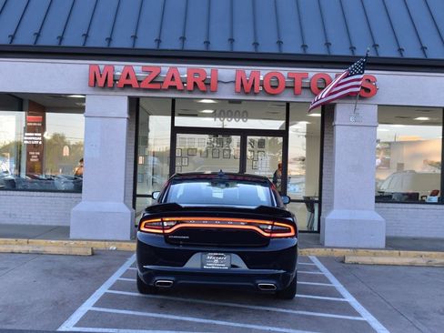 Used 2023 Dodge Charger SXT RWD image 12