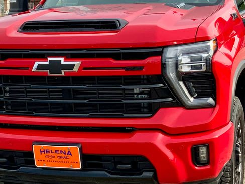 Used 2024 Chevrolet Silverado 2500 LTZ w/ LTZ Plus Package image 14