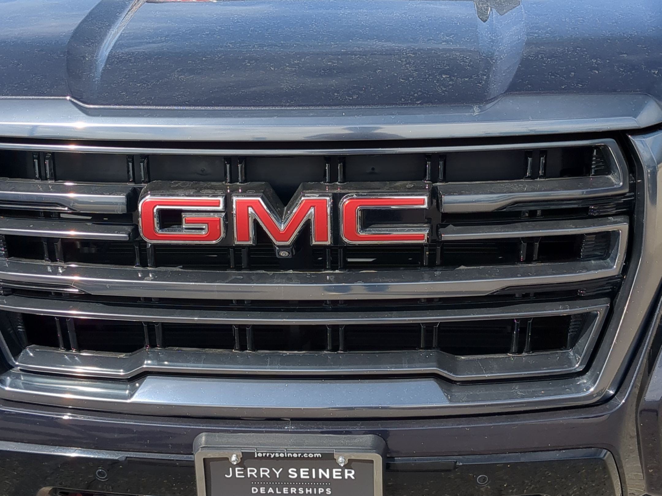 Used 2023 GMC Yukon AT4 w/ Technology Package AWD/4WD image 10