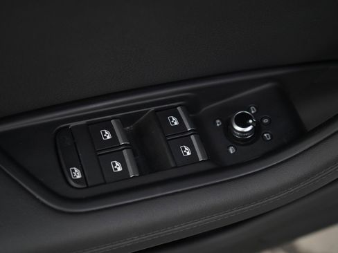 Used 2019 Audi A4 2.0T Premium Plus w/ Premium Plus Package AWD/4WD image 18