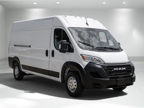 Used 2023 RAM ProMaster 2500 FWD image 5