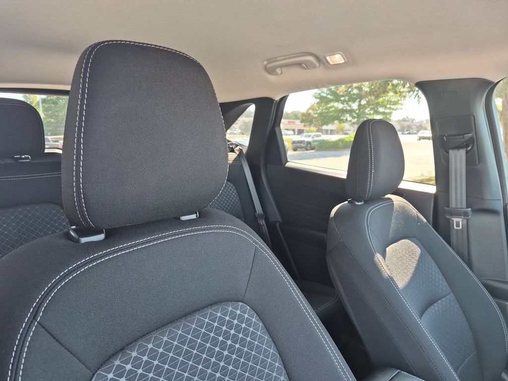 Used 2025 Ford Escape Active FWD image 31