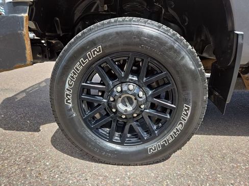 Used 2022 Ford F350 Lariat w/ Lariat Value Package AWD/4WD image 7