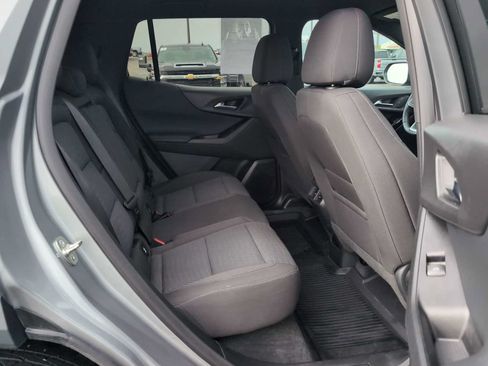 Used 2026 Chevrolet Equinox LT w/ Safety and Technology Package FWD image 26