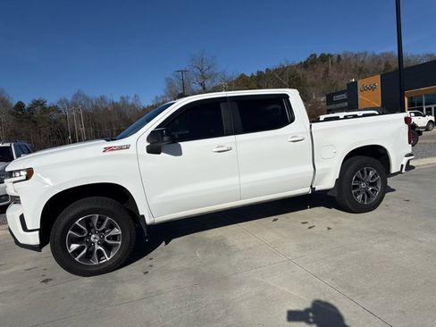 Used 2021 Chevrolet Silverado 1500 RST image 10