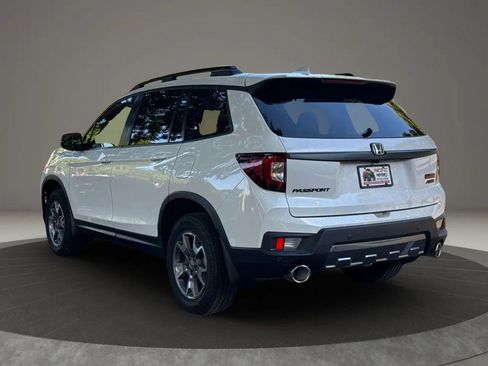 Used 2023 Honda Passport TrailSport image 9