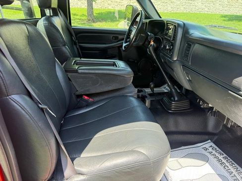 Used 2002 GMC Sierra 3500 4x4 Regular Cab image 19